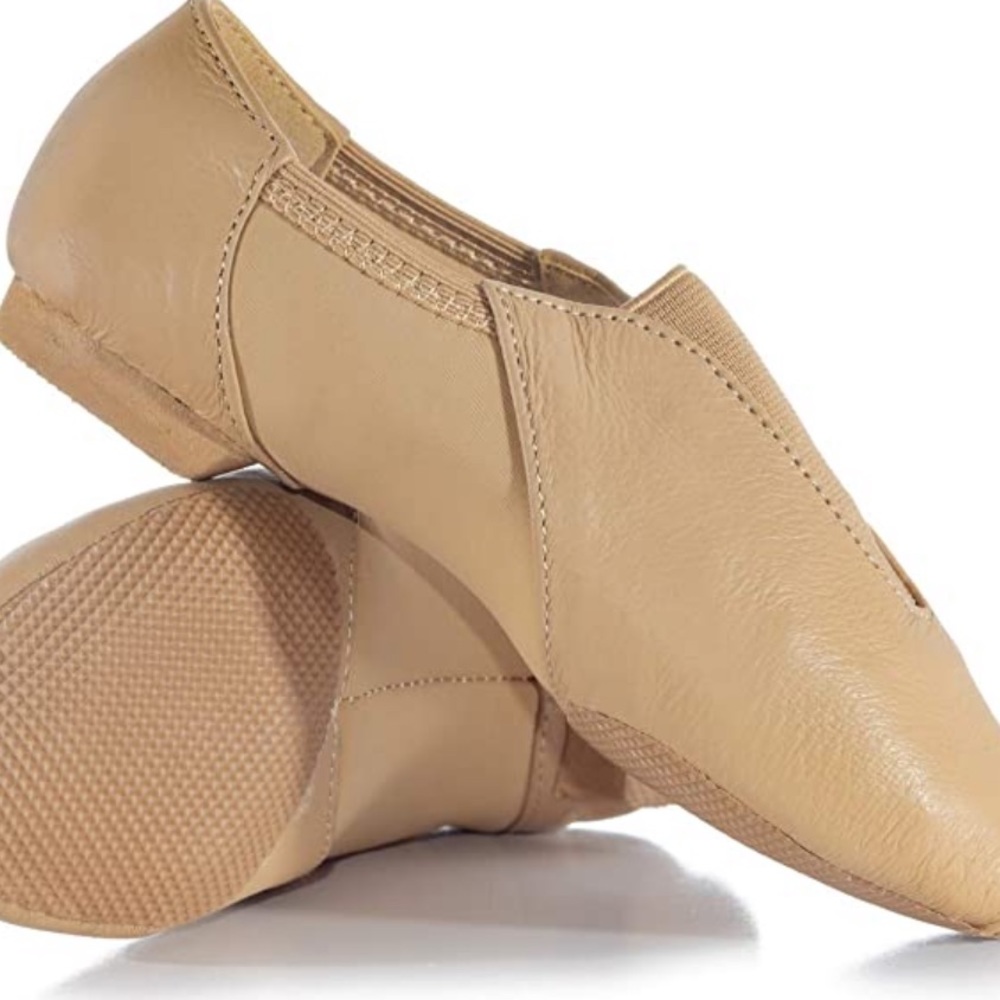 New in box toddler tan jazz shoes 9.5M
